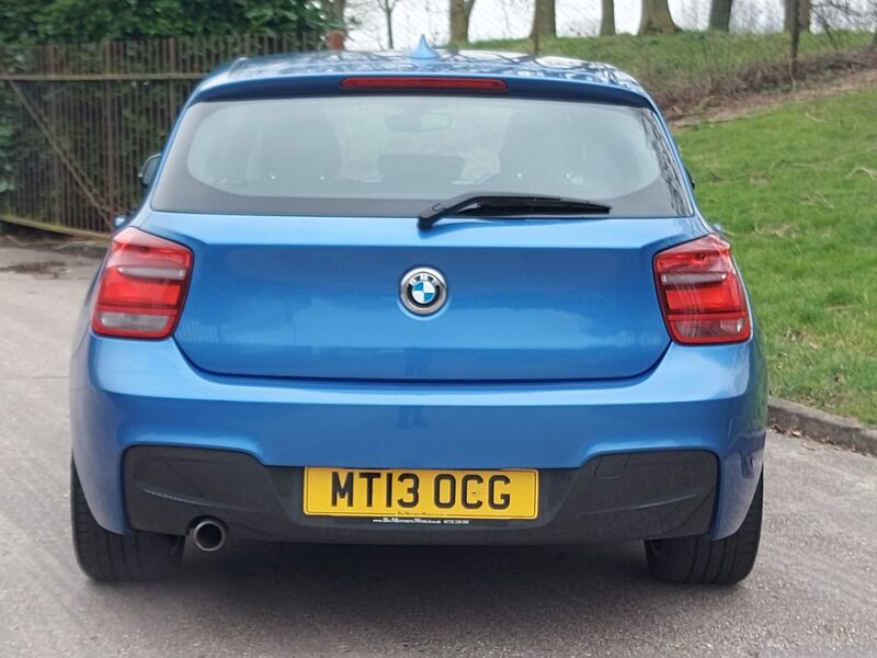 BMW 1 SERIES