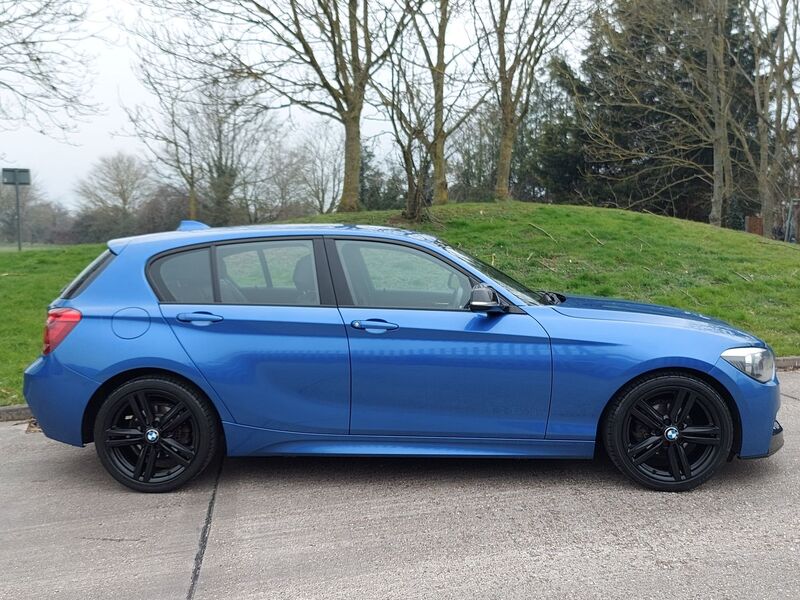 BMW 1 SERIES