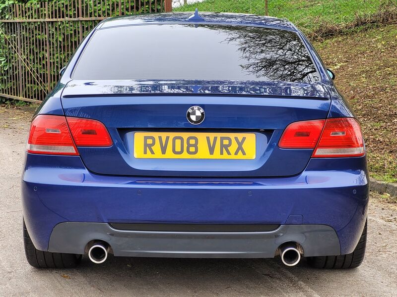 BMW 3 SERIES