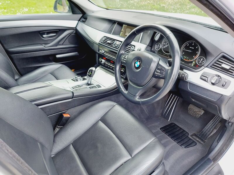 BMW 5 SERIES