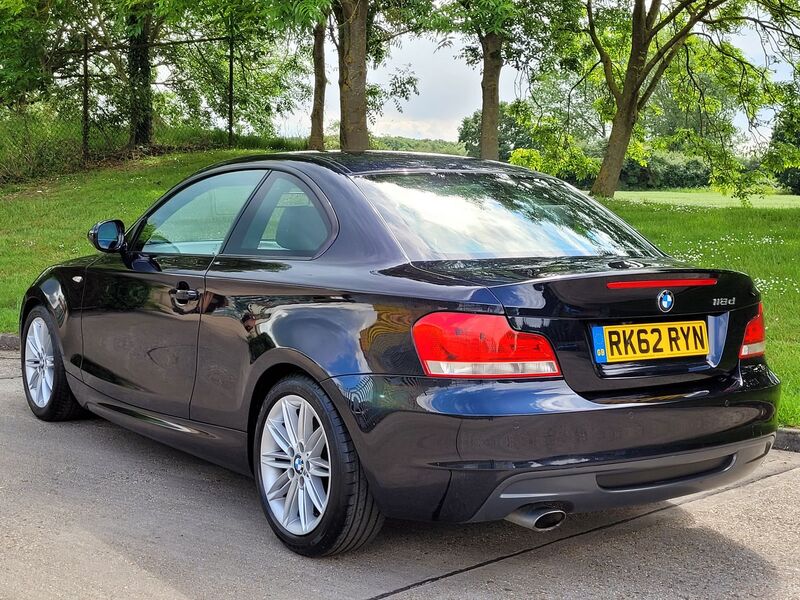 BMW 1 SERIES