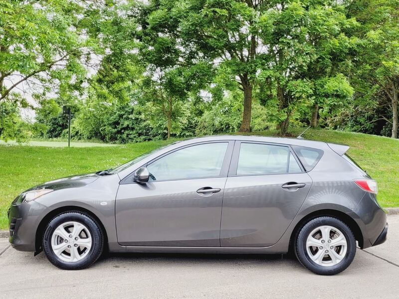 MAZDA MAZDA3