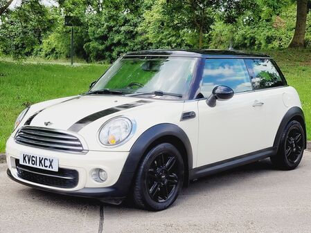 MINI MINI COOPER D - DEPOSIT NOW TAKEN -