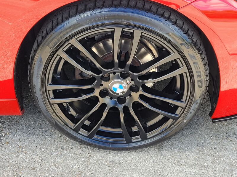 BMW 3 SERIES