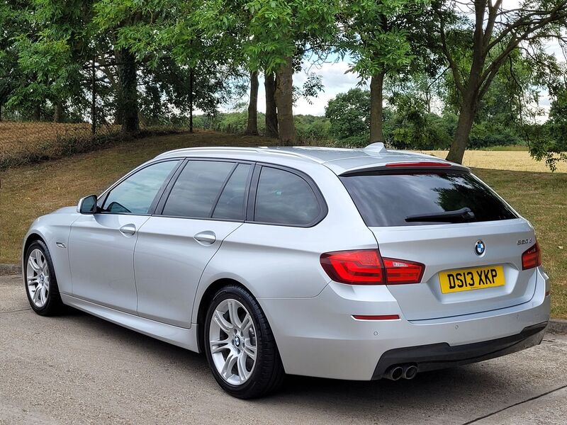 BMW 5 SERIES