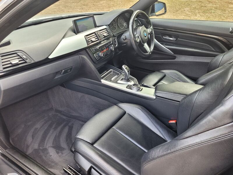 BMW 4 SERIES