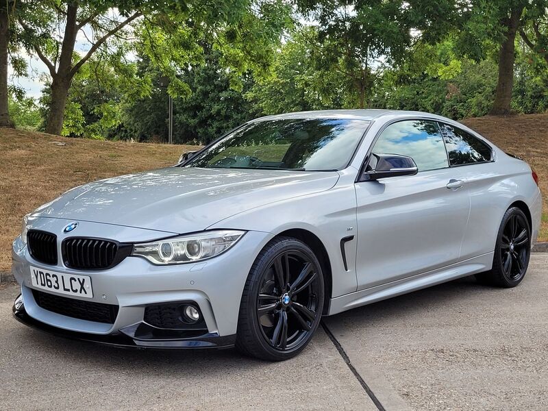 BMW 4 SERIES