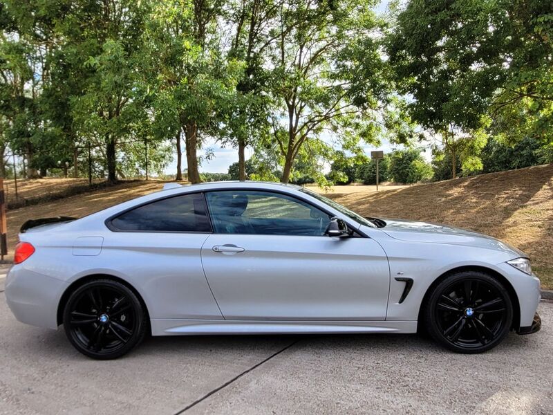 BMW 4 SERIES