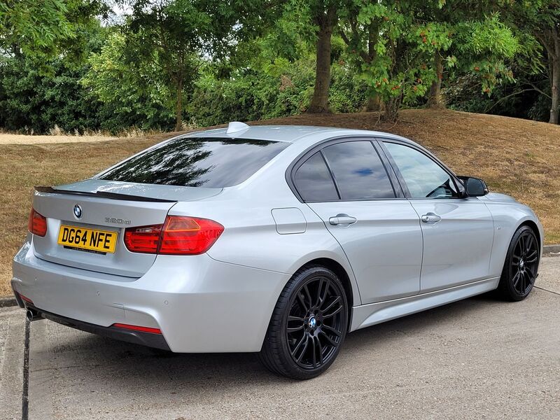 BMW 3 SERIES