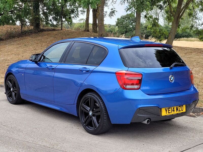 BMW 1 SERIES