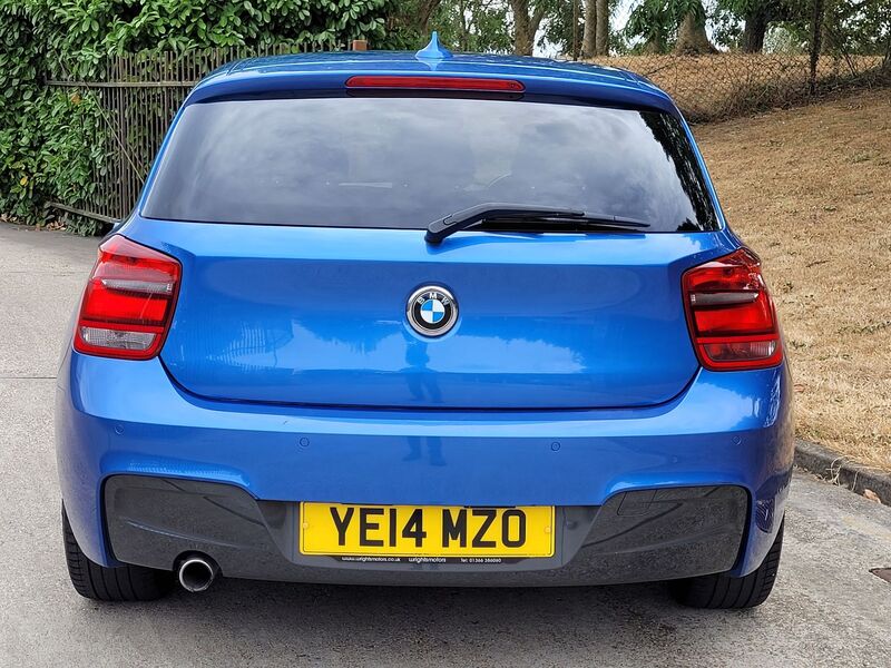 BMW 1 SERIES