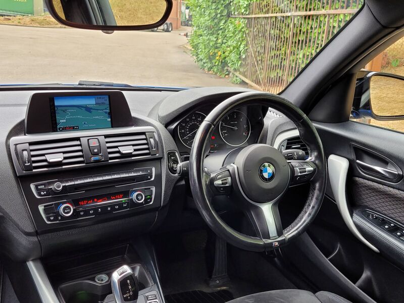 BMW 1 SERIES