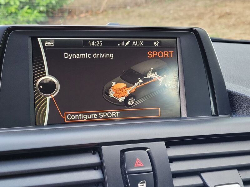 BMW 1 SERIES