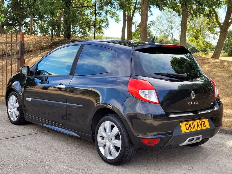 RENAULT CLIO