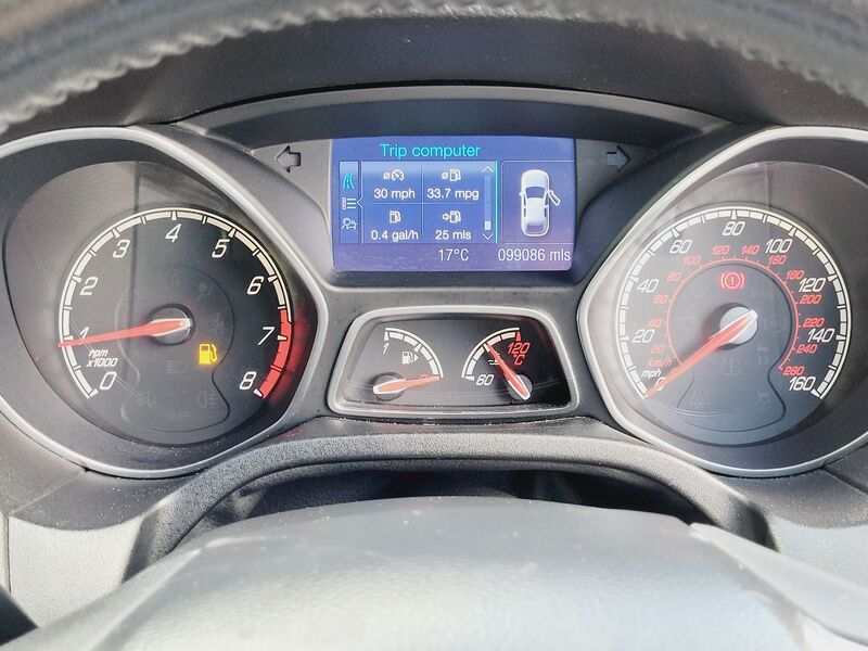 FORD FOCUS