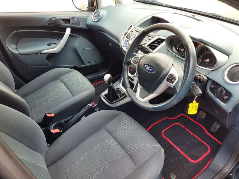 FORD FIESTA