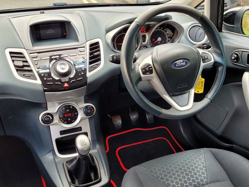 FORD FIESTA