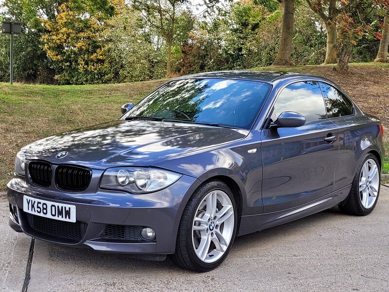 BMW 1 SERIES