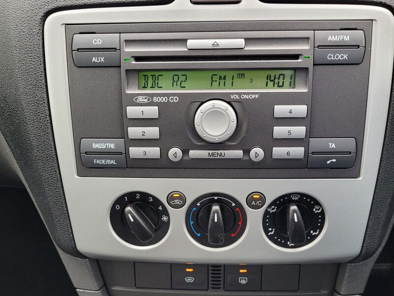 FORD FOCUS