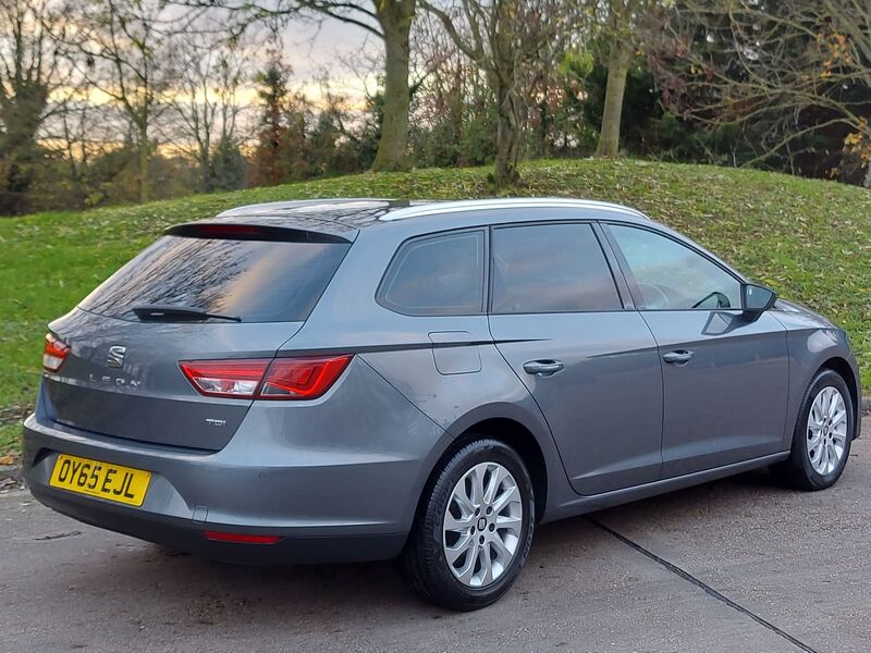 SEAT LEON