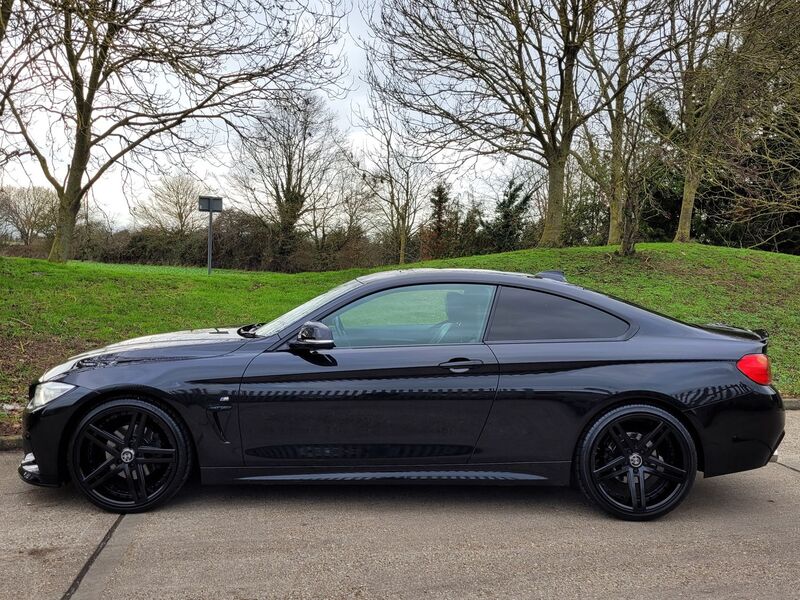 BMW 4 SERIES