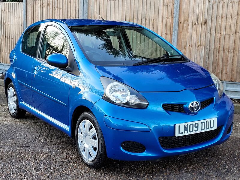 TOYOTA AYGO