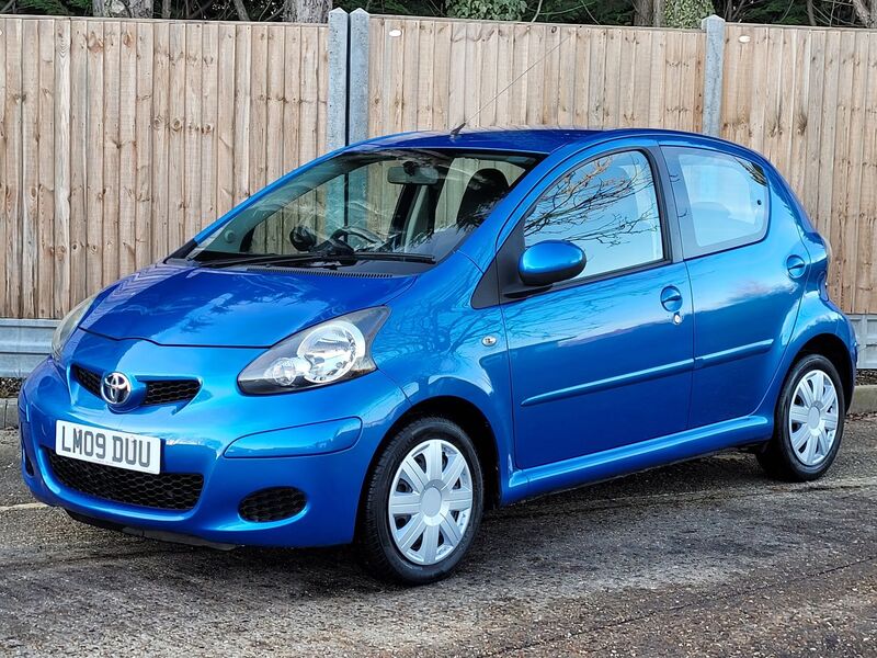 TOYOTA AYGO