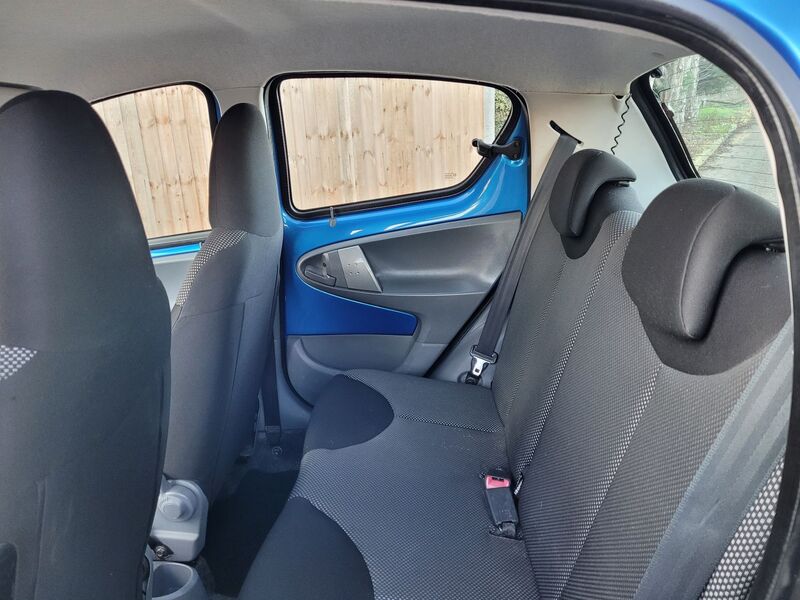 TOYOTA AYGO