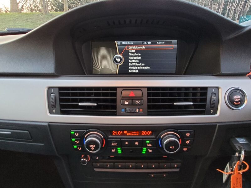 BMW 3 SERIES