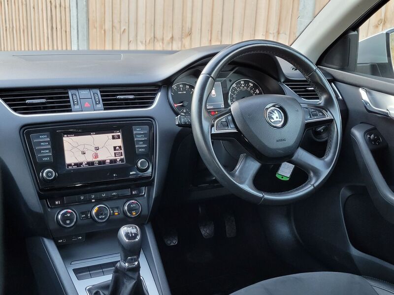 SKODA OCTAVIA