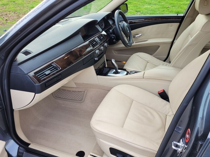BMW 5 SERIES