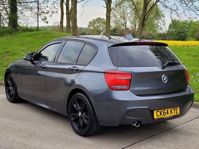 BMW 1 SERIES