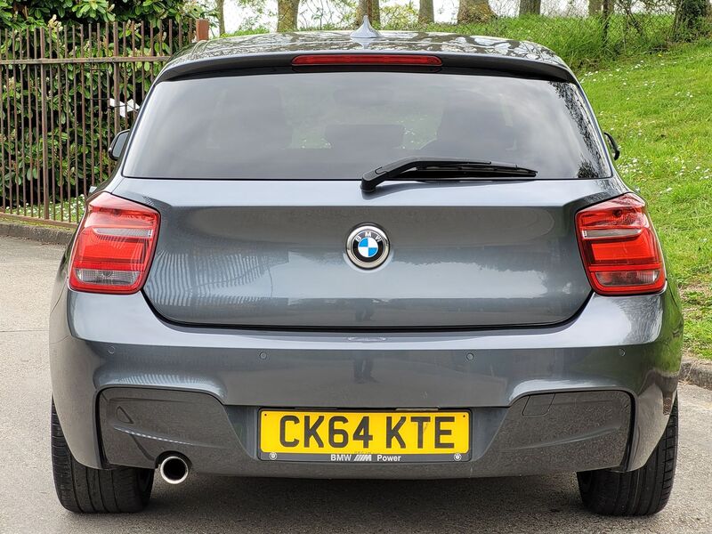 BMW 1 SERIES