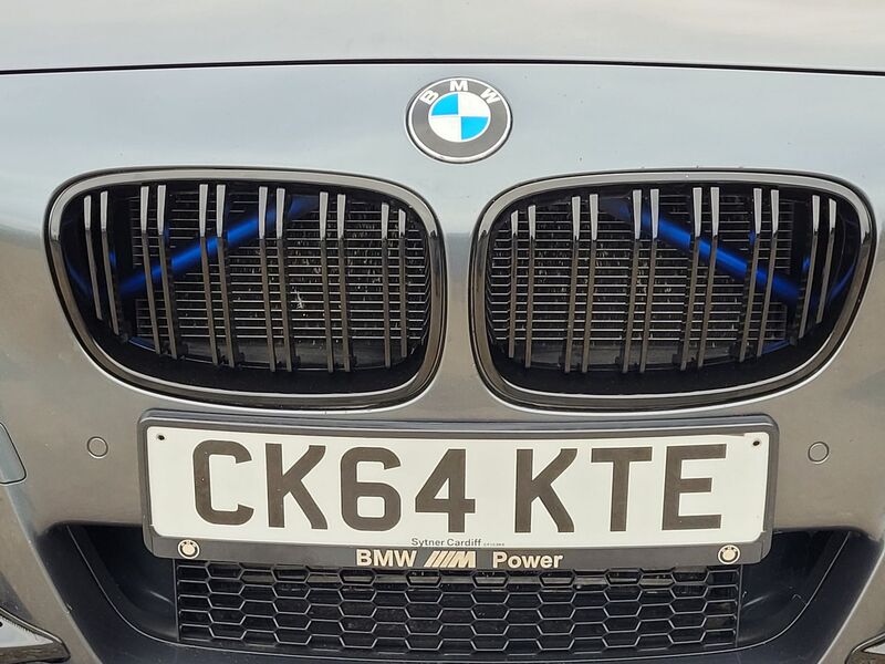 BMW 1 SERIES