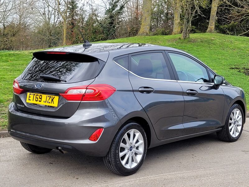 FORD FIESTA