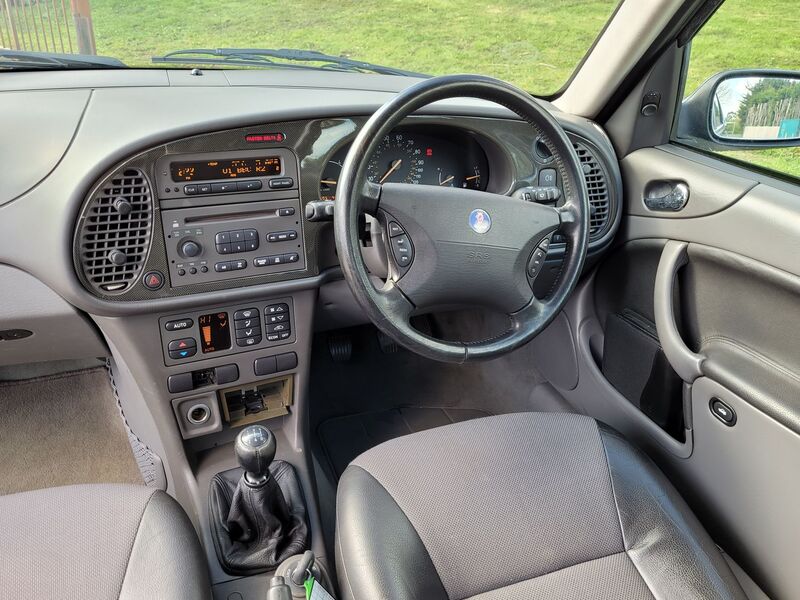 SAAB 9-3
