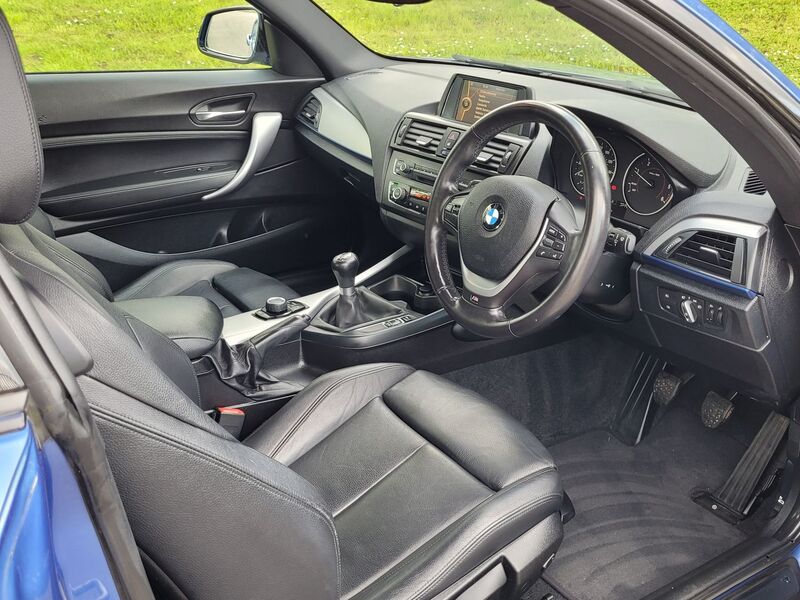 BMW 1 SERIES