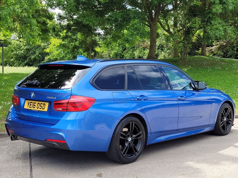 BMW 3 SERIES