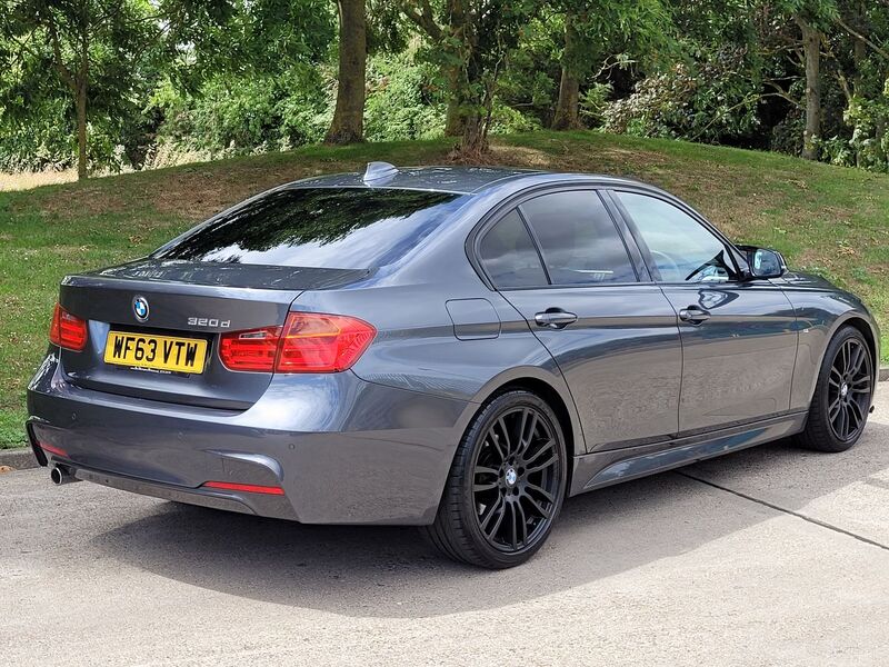 BMW 3 SERIES