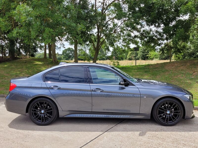 BMW 3 SERIES