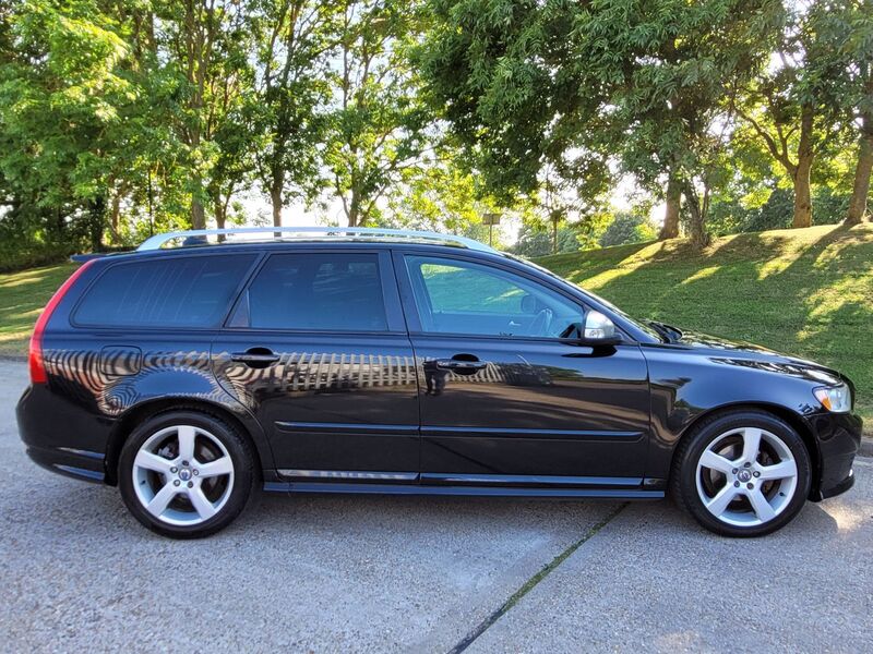 VOLVO V50