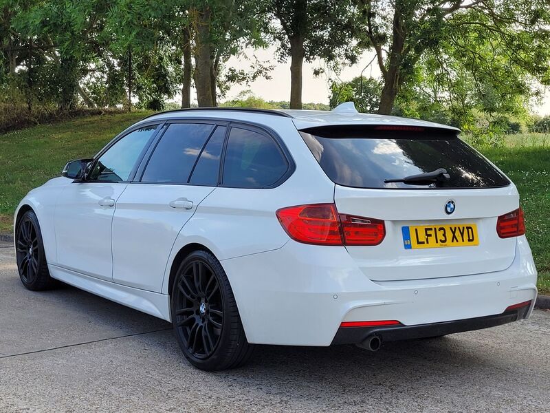 BMW 3 SERIES