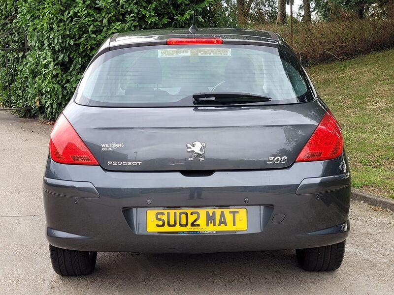 PEUGEOT 308